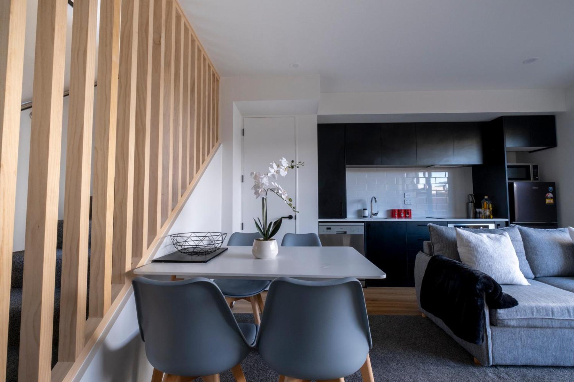 Luxury 2 Bed Townhome In Cbd Christchurch Exterior photo
