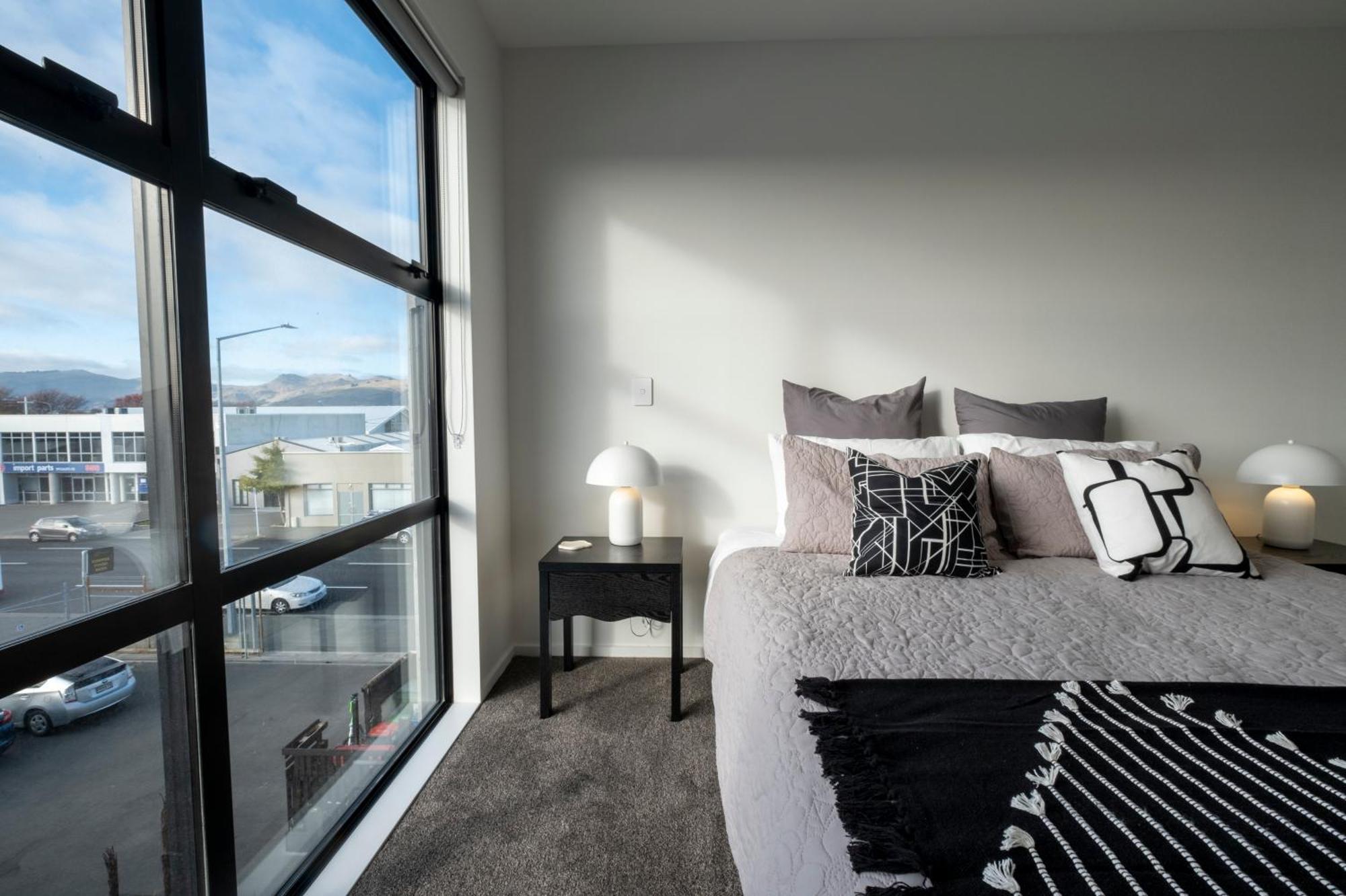 Luxury 2 Bed Townhome In Cbd Christchurch Exterior photo