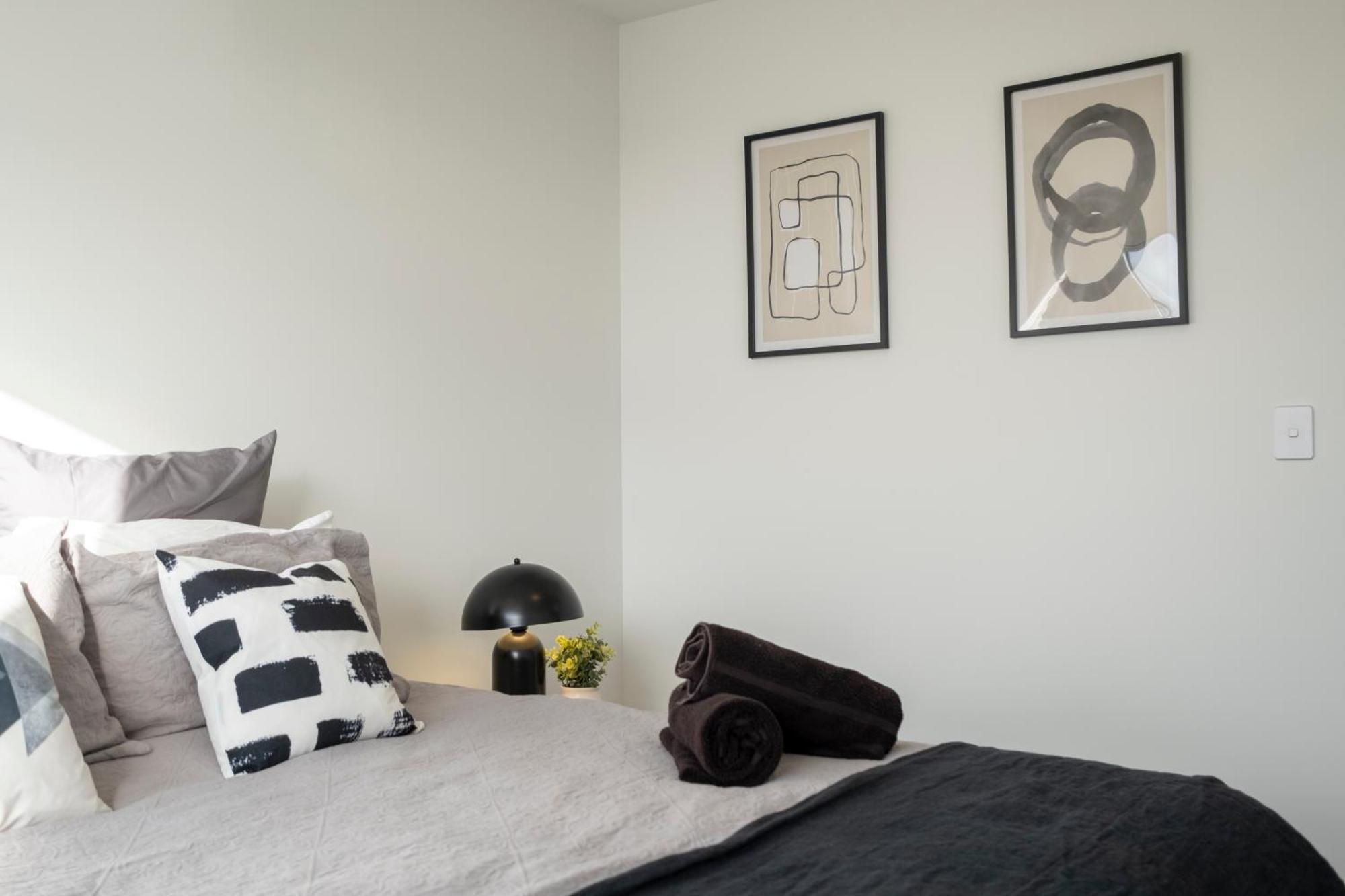 Luxury 2 Bed Townhome In Cbd Christchurch Exterior photo
